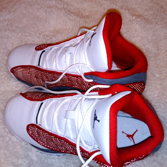 Air Jordan 13s size 6y flint Red - Picture 3 of 4